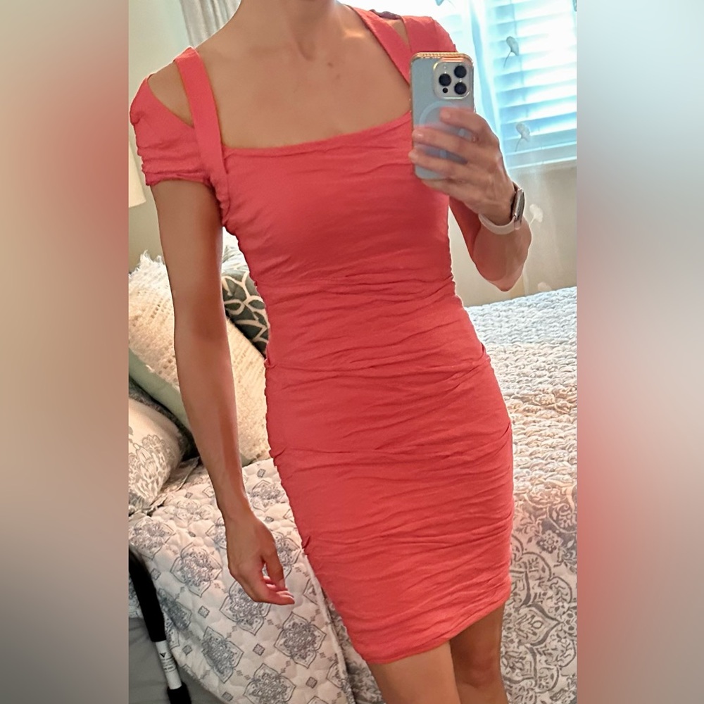 Nicole Miller Artelier Elegant Coral Stretchy  Mini Dress size 8